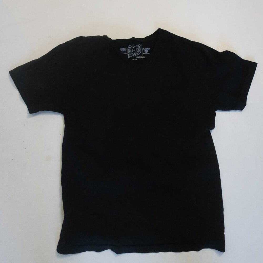 Boys The Original Retro Brand Black V-Neck T-Shirt Sz S